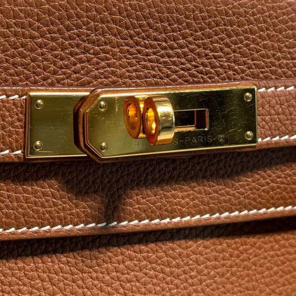 Authentic Hermes Kelly 28 Gold Togo GHW - Picture 11 of 16